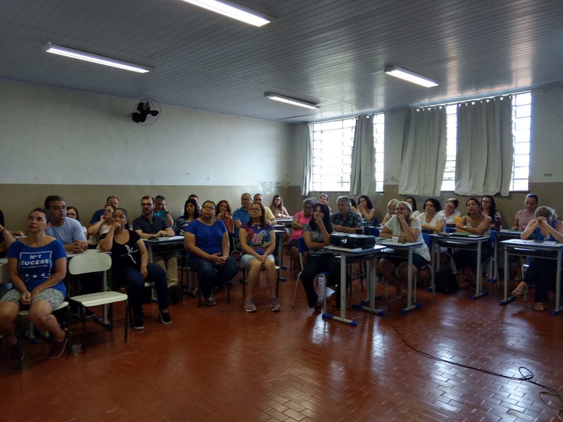 Equipe de Ensino acompanha Dias de Estudo e Planejamento nas Escolas