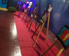 Exposição de trabalhos feita com baixo custo estimula o aprendizado na disciplina de Arte