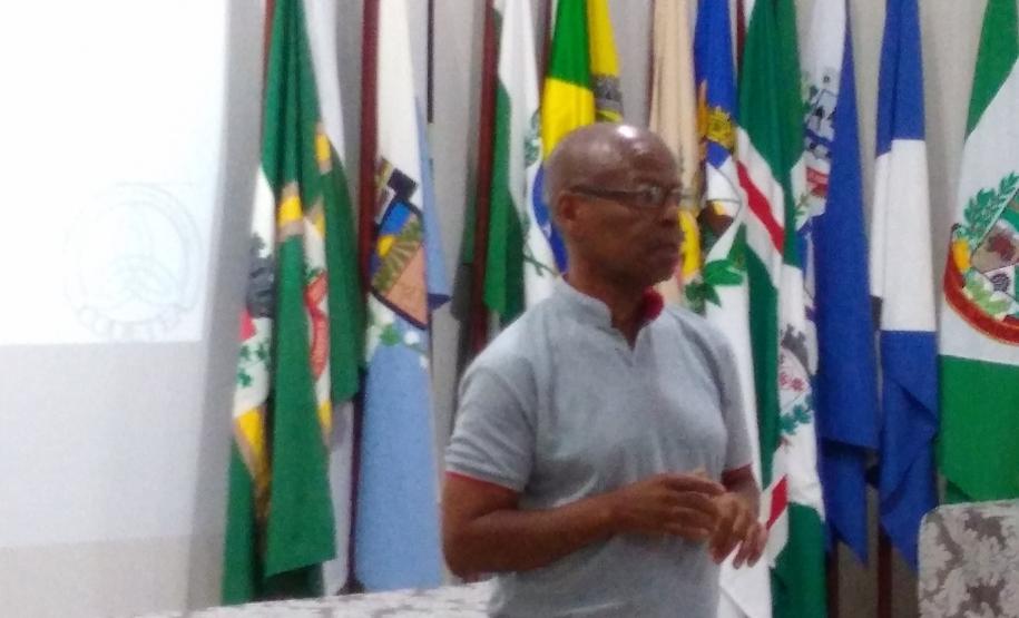 Apresentação do Projeto "Socializando Sonhos: Vivências em Direitos Humanos"