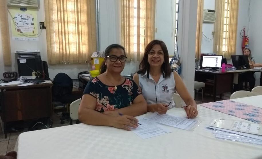 Professores da Rede Pública Estadual do NRE de Loanda assinam Termo de Compromisso e firmam sua participação no PDE- turma 2019 por meio de aproveitamento de título de Pós-graduação Stricto Sensu.