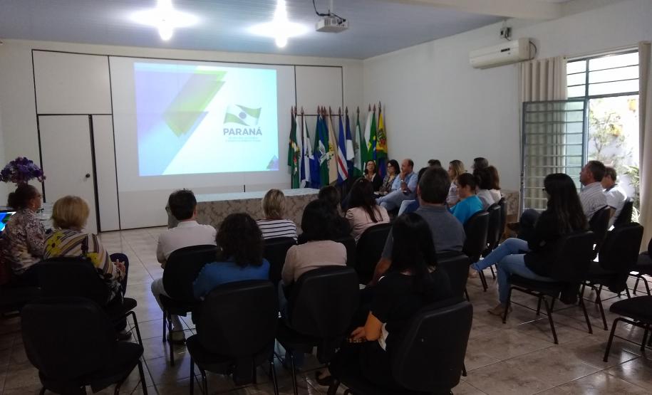 Reunião Programa Família Paranaense