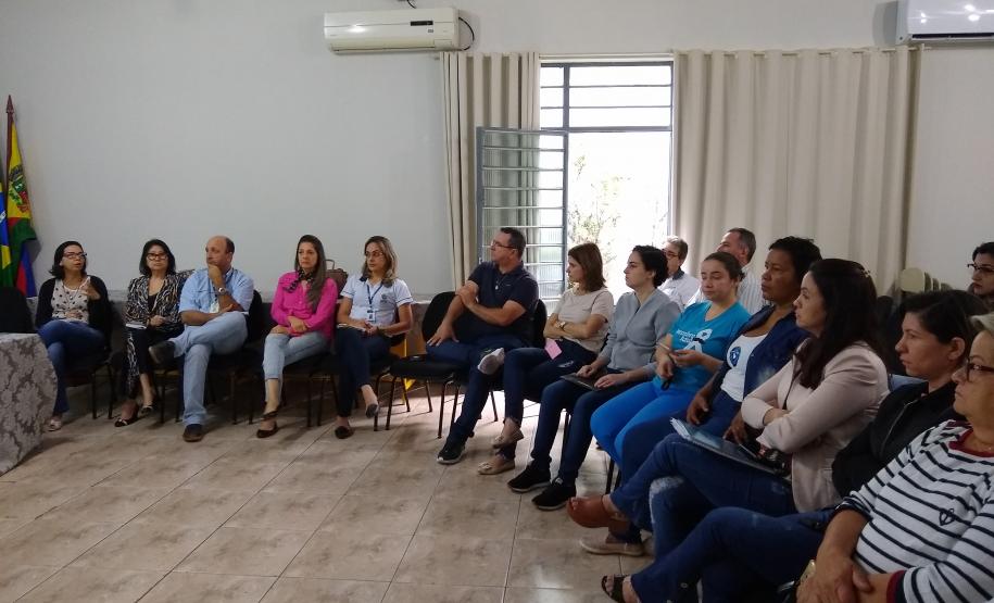 Reunião Programa Família Paranaense