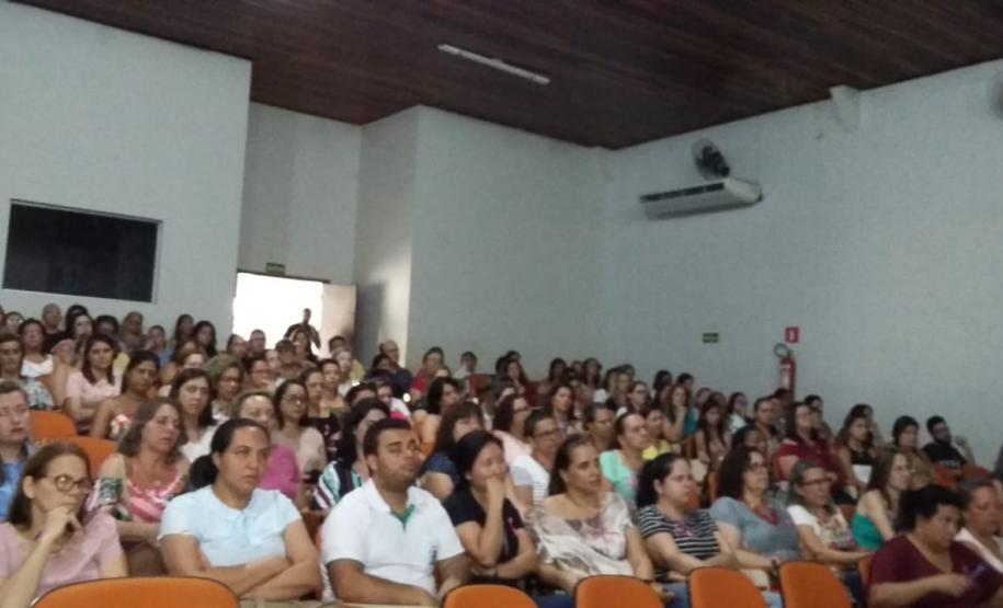 PMPR /3º CRPM /3º COMPANHIA INDEPENDENTE DE POLÍCIA MILITAR E NÚCLEO REGIONAL DE EDUCAÇÃO DE LOANDA REALIZARAM EM NOVA LONDRINA O III ENCONTRO DE CAPACITAÇÃO PARA PROFISSIONAIS DA EDUCAÇÃO PMPR /3º CRPM /3º COMPANHIA INDEPENDENTE DE POLÍCIA MILITAR E NÚCLEO REGIONAL DE EDUCAÇÃO DE LOANDA REALIZARAM EM NOVA LONDRINA O III ENCONTRO DE CAPACITAÇÃO PARA PROFISSIONAIS DA EDUCAÇÃO