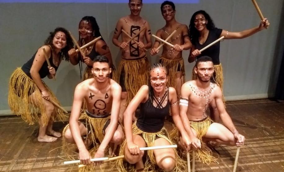 Primeira Mostra Cultural Africana, Afro-Brasileira e Indígena das escolas do Núcleo Regional de Educação de Loanda.