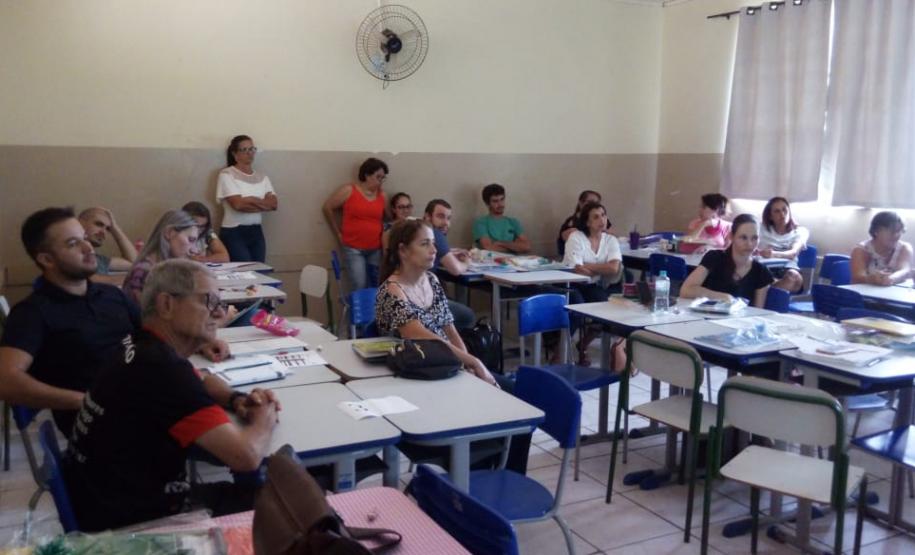 Reportagem sobre os Dias de Estudos e Planejamento Reportagem sobre os Dias de Estudos e Planejamento