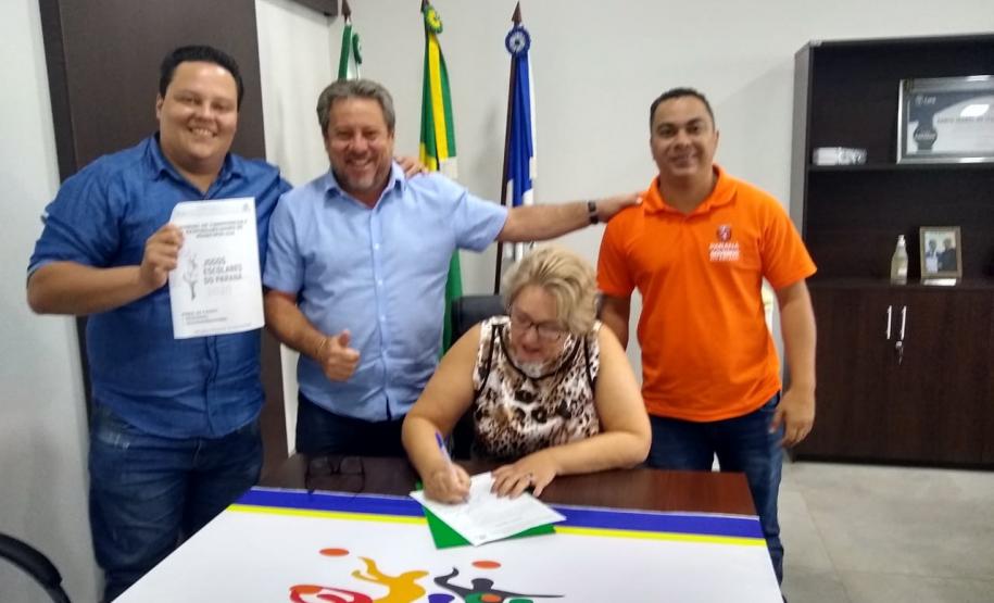 Assinatura do Termo de Compromisso para a realização dos 67° dos Jogos Escolares do Paraná