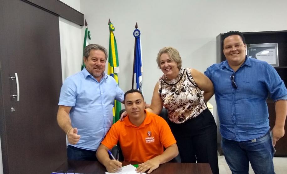 Assinatura do Termo de Compromisso para a realização dos 67° dos Jogos Escolares do Paraná