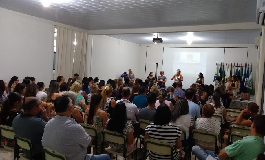 Oficina de preparação das equipes gestoras para os dias de estudo e planejamento