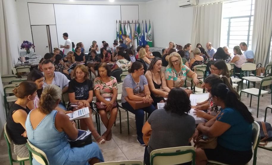 Oficina de preparação das equipes gestoras para os dias de estudo e planejamento