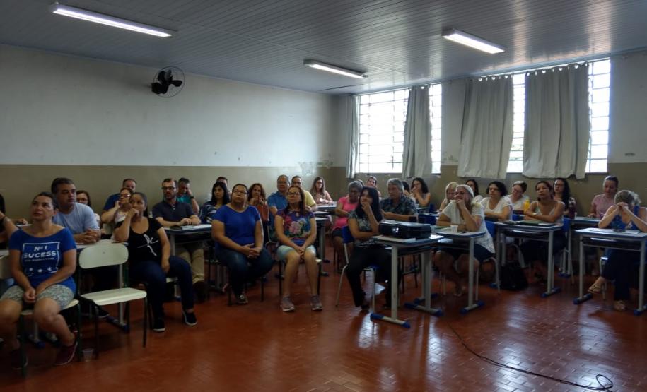 Equipe de Ensino acompanha Dias de Estudo e Planejamento nas Escolas