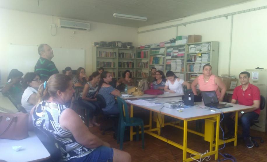 Equipe de Ensino acompanha Dias de Estudo e Planejamento nas Escolas