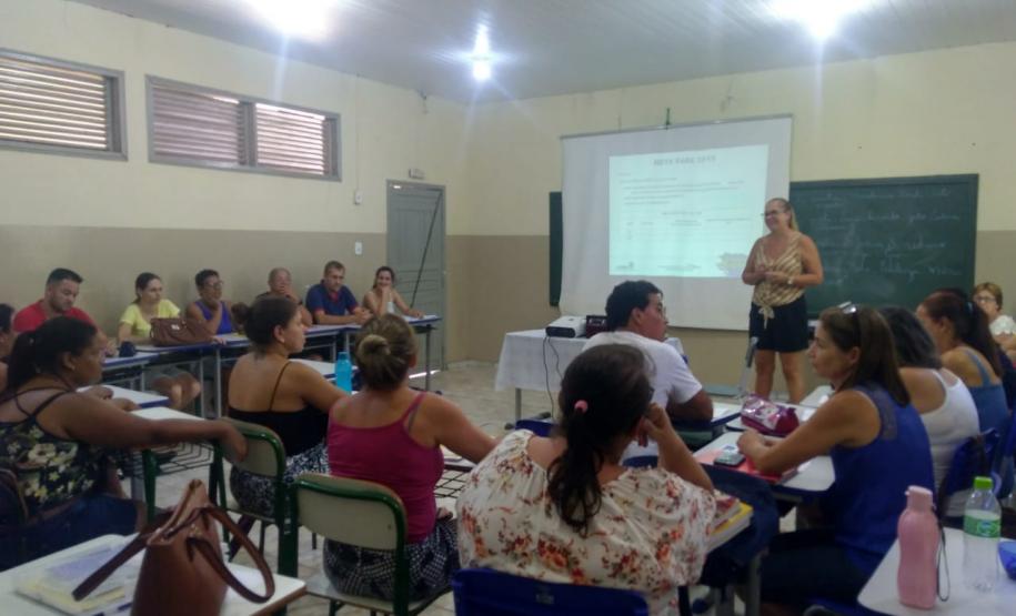Equipe de Ensino acompanha Dias de Estudo e Planejamento nas Escolas