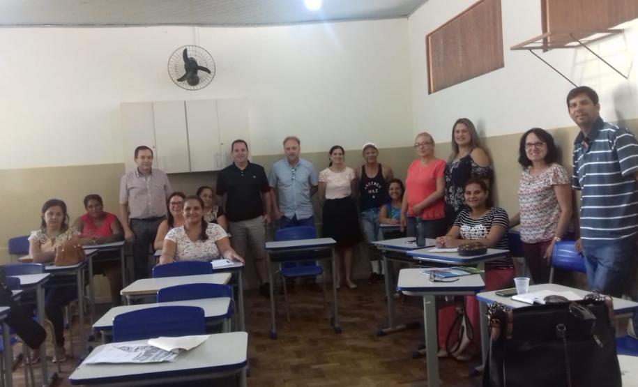 Equipe de Ensino acompanha Dias de Estudo e Planejamento nas Escolas